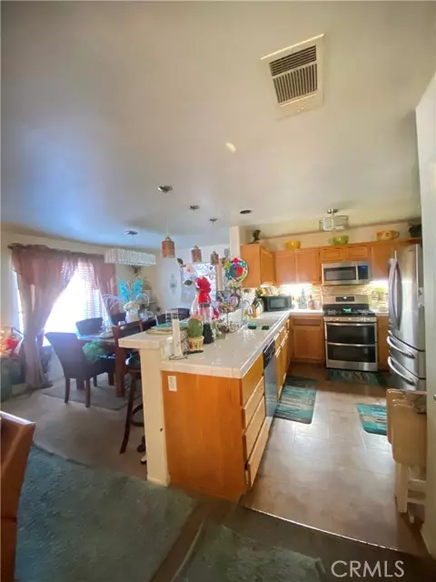 Victorville, CA 92394,14676 Green River Road