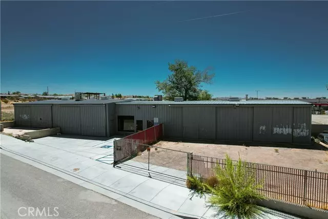 880 Laverne Avenue, Barstow, CA 92311