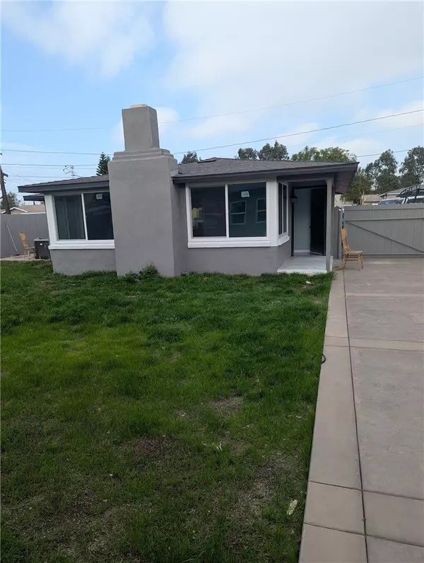 Fontana, CA 92335,16843 Fontlee Lane