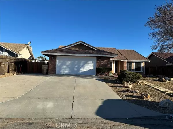 13536 Mountain Drive, Hesperia, CA 92344