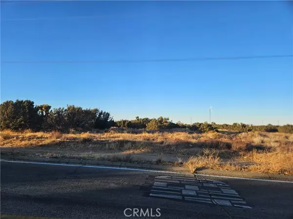 Oak Hills, CA 92344,7723 Coyote Trail