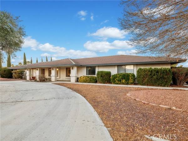 20276 Waco Road, Apple Valley, CA 92308