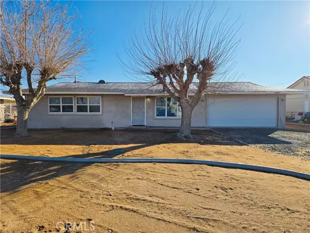 14097 Pawnee Road, Apple Valley, CA 92307