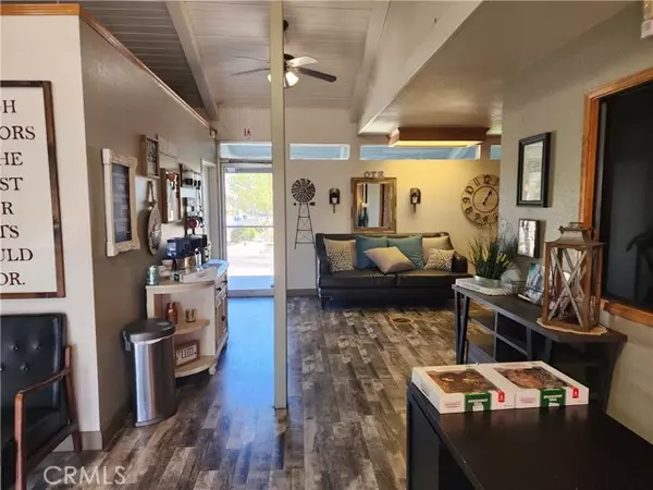 Victorville, CA 92395,14174 Green Tree Boulevard