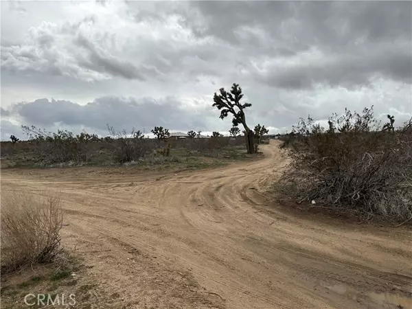 Phelan, CA 92371,17 Smith