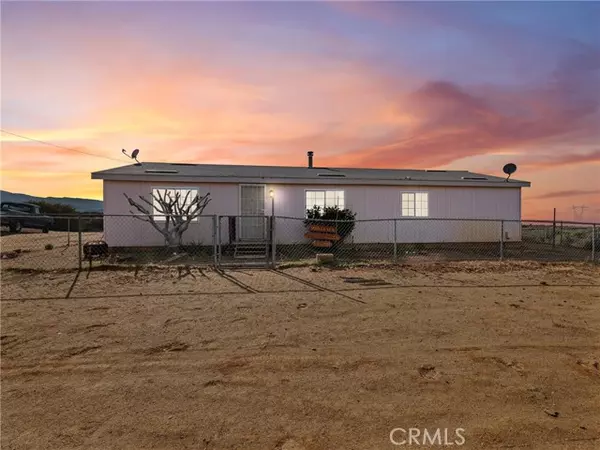 8355 Rattlesnake Road, Phelan, CA 92371