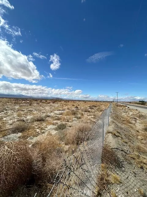 El Mirage, CA 92301,18875 St George Avenue