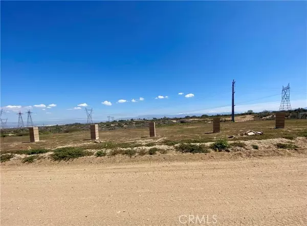 6920 Baldy Mesa Road, Phelan, CA 92344