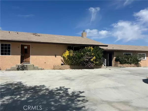 9640 Malpaso Road, Phelan, CA 92371