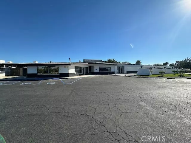 14173 Green Tree Boulevard, Victorville, CA 92395