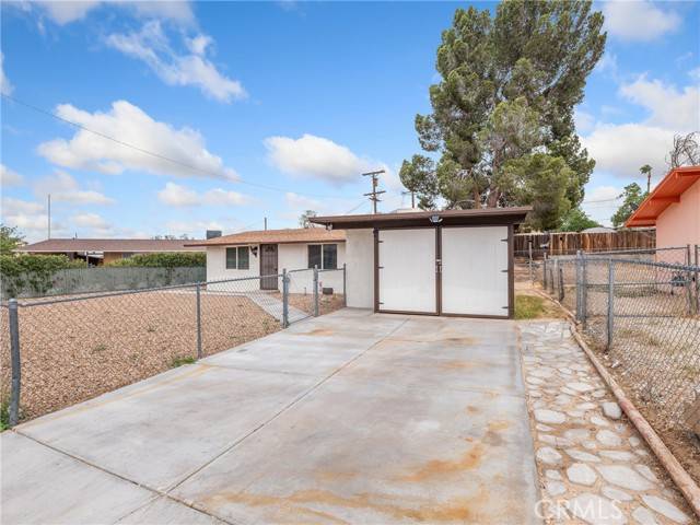 Victorville, CA 92395,15533 Heartsease Lane