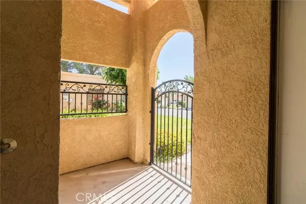 Apple Valley, CA 92308,11706 Oak Street