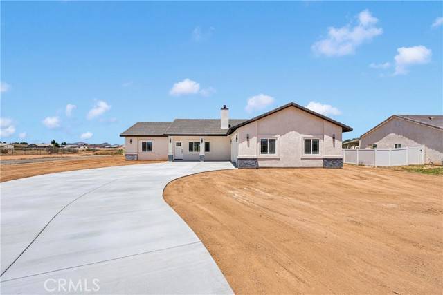 22212 Lone Eagle Road, Apple Valley, CA 92308