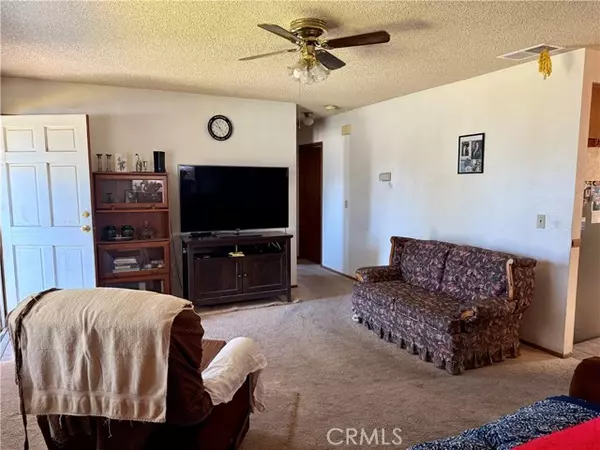 Hesperia, CA 92345,17798 Cherry Street