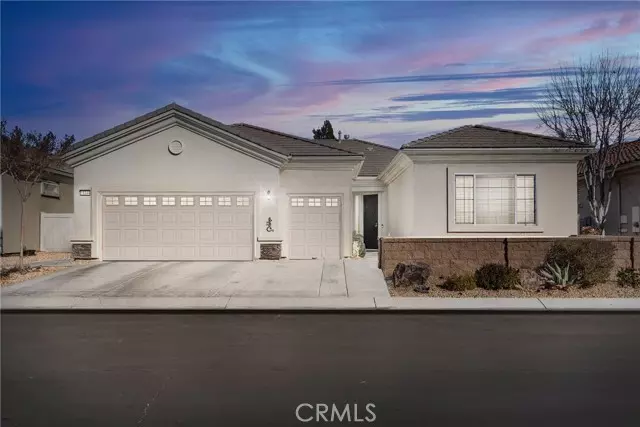 Apple Valley, CA 92308,19344 Macklin Street