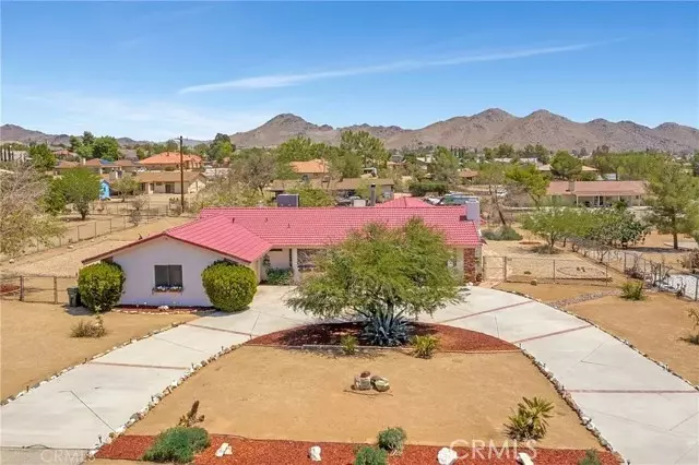 18765 Munsee Road, Apple Valley, CA 92307