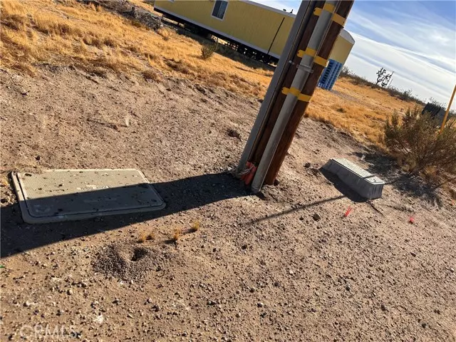 12729 Rochester Road, Phelan, CA 92371