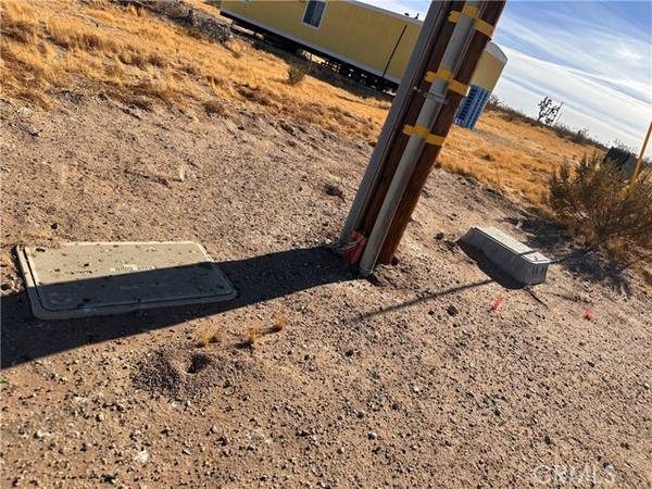 12729 Rochester Road, Phelan, CA 92371