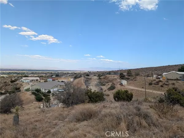 Pinon Hills, CA 92372,0 Snowline Parcel #3037-031-01 Drive