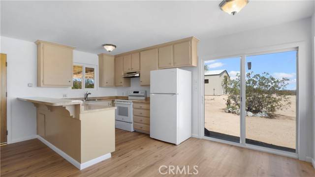 Joshua Tree, CA 92252,2725 Foxy Flats Road