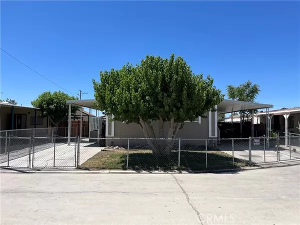 Adelanto, CA 92301,11420 Lee Avenue #18