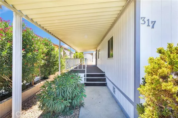 Victorville, CA 92392,15252 Seneca Road #317
