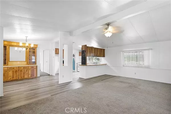 Victorville, CA 92392,15252 Seneca Road #317