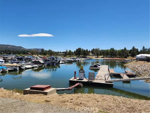 Big Bear Lake, CA 92315,400 Pine Knot Boulevard #J-12