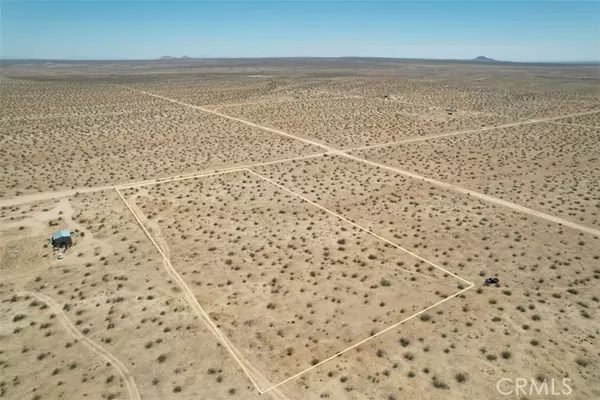 Adelanto, CA 92301,0 Pineridge Rd