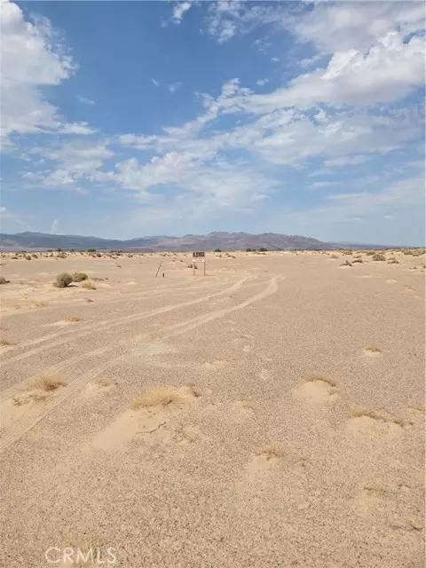 Newberry Springs, CA 92365,32744 Bon View Avenue