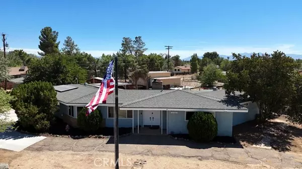 21255 Minnetonka Road, Apple Valley, CA 92308