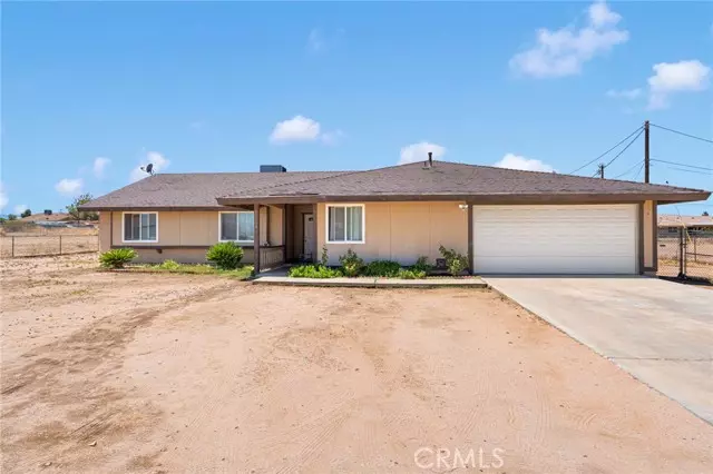 11558 Hemlock Avenue, Hesperia, CA 92345