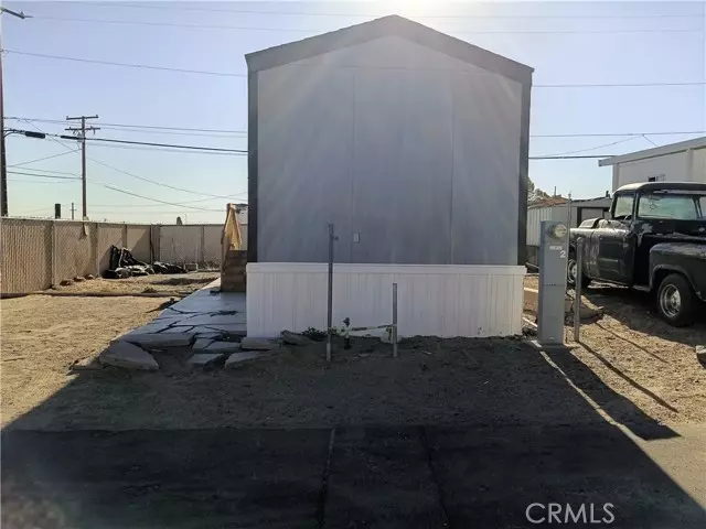 Barstow, CA 92311,30204 US Hwy 58 #2