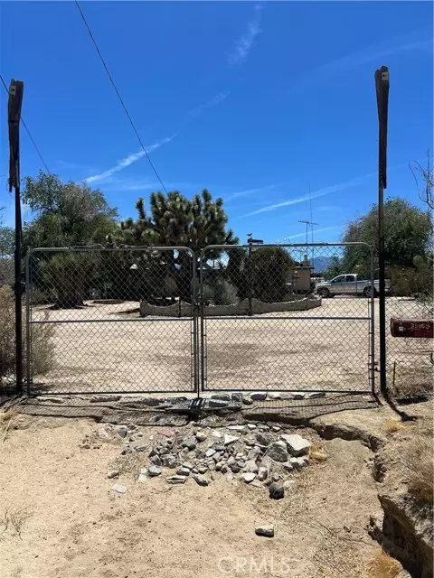 Palmdale, CA 93591,39165 240th Street