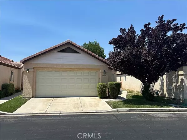 11580 Oak Street, Apple Valley, CA 92308