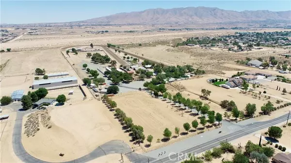 9983 Choiceana Avenue, Hesperia, CA 92345