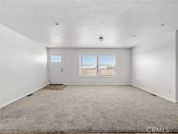 Pinon Hills, CA 92372,1083 Danbury Road