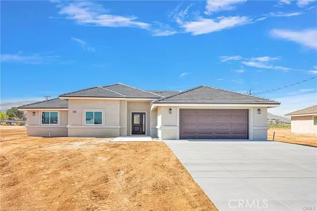 22562 Houston Street, Apple Valley, CA 92308