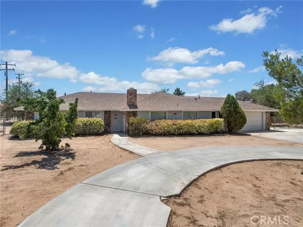 18425 Owatonna Road,  Apple Valley,  CA 92307