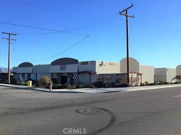 Hesperia, CA 92345,10881 Santa Fe Avenue