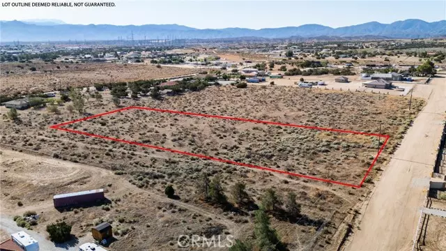 Oak Hills, CA 92344,44 Christina Road