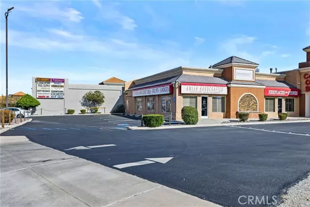 12033 Mariposa, Hesperia, CA 92345