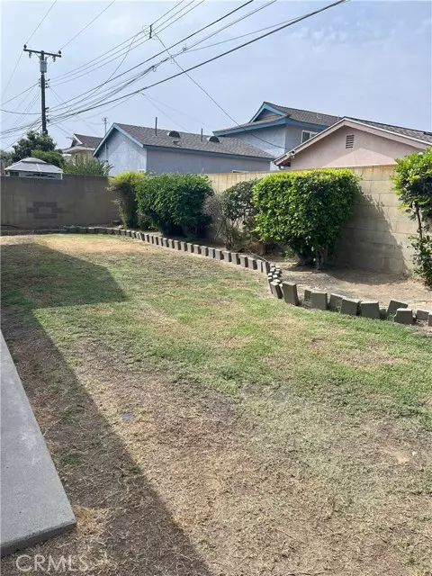 Carson, CA 90746,19415 Fariman