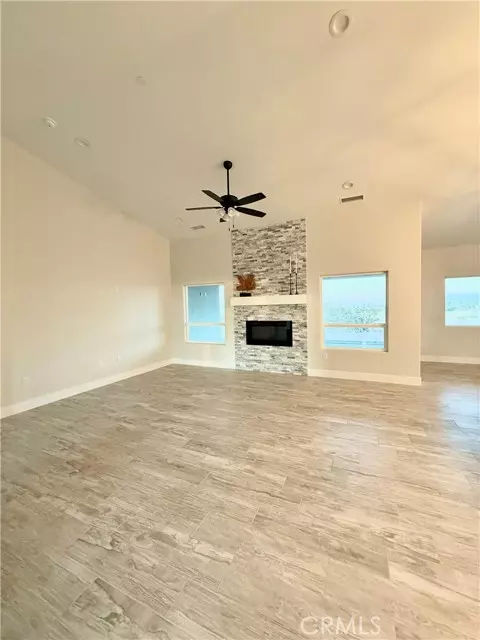 Phelan, CA 92344,10757 Beaver Avenue