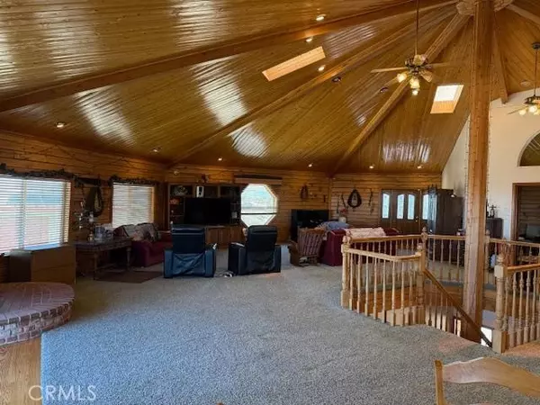 Oak Hills, CA 92344,10328 El Centro