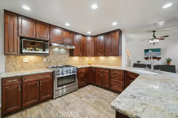 Oak Hills, CA 92344,14388 Musgrave Road