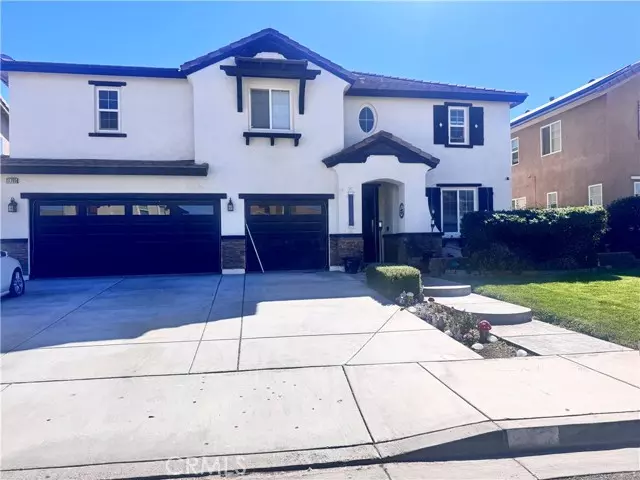 11785 Forest Park Ln, Victorville, CA 92392