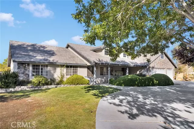 15590 Myalon, Apple Valley, CA 92307