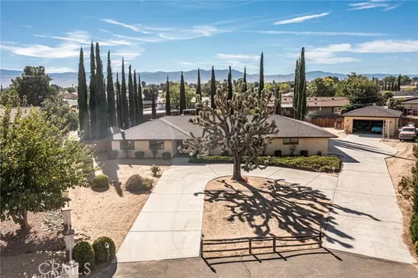 20407 Eyota Lane, Apple Valley, CA 92308