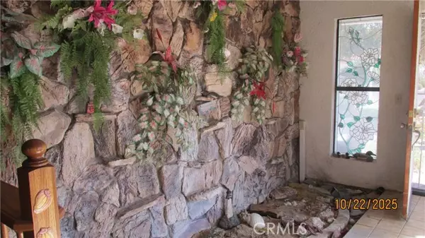 Victorville, CA 92395,13700 White Sail